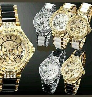 Ladies Fashion Women Round Bracelet Gold Silver Designer Style Crystal Watches
